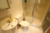 Mid-Terrace House, 2 bedrooms, Freehold