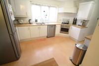 Semi-Detached House, 4 bedrooms, Freehold