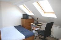 Semi-Detached House, 5 bedrooms, Freehold