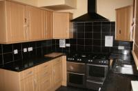 End-of-Terrace House, 5 bedrooms, Freehold