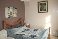 Semi-Detached House, 4 bedrooms, Freehold