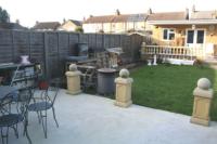 Semi-Detached House, 4 bedrooms, Freehold