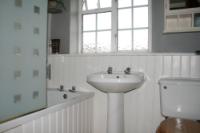 Semi-Detached House, 3 bedrooms, Freehold