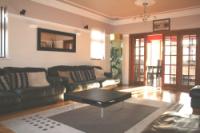Semi-Detached House, 5 bedrooms, Freehold