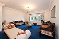 Detached House, 8 bedrooms, Freehold