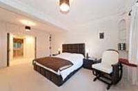 Detached House, 8 bedrooms, Freehold
