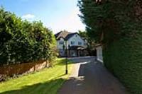 Detached House, 8 bedrooms, Freehold