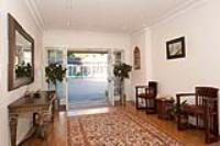 Detached House, 8 bedrooms, Freehold