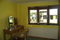 Bungalow, 5 bedrooms, Freehold