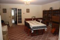 Semi-Detached House, 3 bedrooms, Freehold
