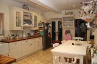 Semi-Detached House, 3 bedrooms, Freehold