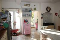 Semi-Detached House, 3 bedrooms, Freehold