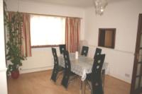 Bungalow, 6 bedrooms, Freehold