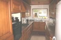 Bungalow, 6 bedrooms, Freehold