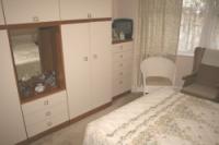 Mid-Terrace House, 3 bedrooms, Freehold