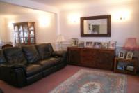 Mid-Terrace House, 3 bedrooms, Freehold