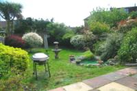 Mid-Terrace House, 3 bedrooms, Freehold