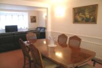 Mid-Terrace House, 3 bedrooms, Freehold