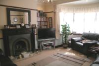 Semi-Detached House, 5 bedrooms, Freehold