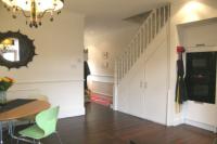 Mid-Terrace House, 3 bedrooms, Freehold