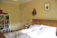 Mid-Terrace House, 3 bedrooms, Freehold