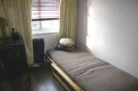 Mid-Terrace House, 3 bedrooms, Freehold