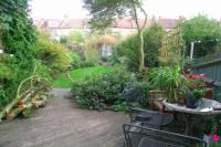 Mid-Terrace House, 3 bedrooms, Freehold