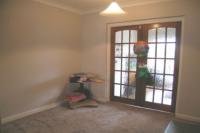 Semi-Detached House, 3 bedrooms, Freehold