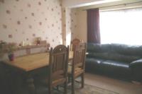 Semi-Detached House, 5 bedrooms, Freehold