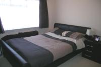 Semi-Detached House, 5 bedrooms, Freehold