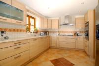Detached House, 6 bedrooms, Freehold