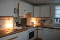 Mid-Terrace House, 3 bedrooms, Freehold