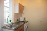 End-of-Terrace House, 4 bedrooms, Freehold
