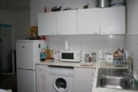 Mid-Terrace House, 5 bedrooms, Freehold