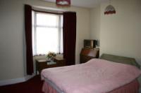 Mid-Terrace House, 3 bedrooms, Freehold