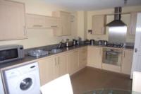 End-of-Terrace House, 4 bedrooms, Freehold