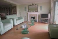 Mid-Terrace House, 4 bedrooms, Leasehold