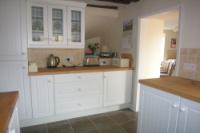 Semi-Detached House, 5 bedrooms, Freehold