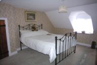 Semi-Detached House, 5 bedrooms, Freehold