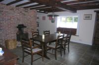 Semi-Detached House, 5 bedrooms, Freehold