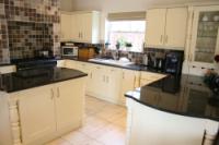 Detached House, 5 bedrooms, Freehold
