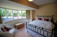 Semi-Detached House, 5 bedrooms, Freehold