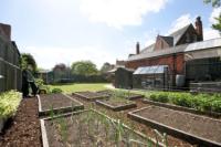 Semi-Detached House, 5 bedrooms, Freehold