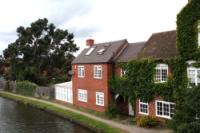 Mid-Terrace House, 3 bedrooms