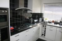 Bungalow, 2 bedrooms, Freehold