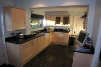 Semi-Detached House, 3 bedrooms, Freehold