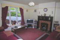 Mid-Terrace House, 3 bedrooms, Freehold
