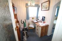 Semi-Detached House, 5 bedrooms, Freehold