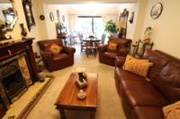 Semi-Detached House, 3 bedrooms, Freehold