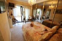 Semi-Detached House, 3 bedrooms, Freehold